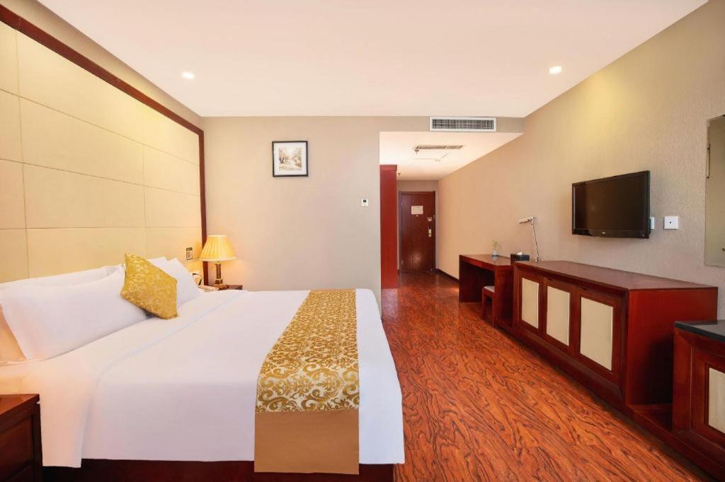 Greentree Inn Taiyuan Pingyang Road Business Hotel Екстер'єр фото